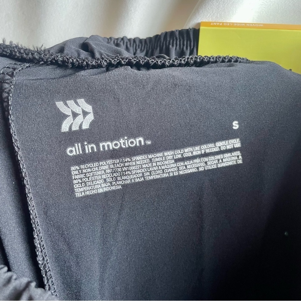 All in Motion Charcoal Activewear Pants - Picture 4 of 8